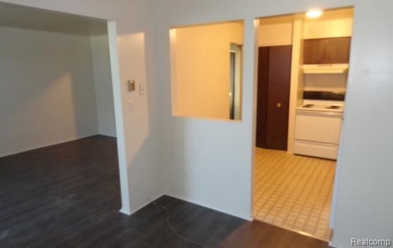 Foto del edificio - 221 Summit Ridge Dr
