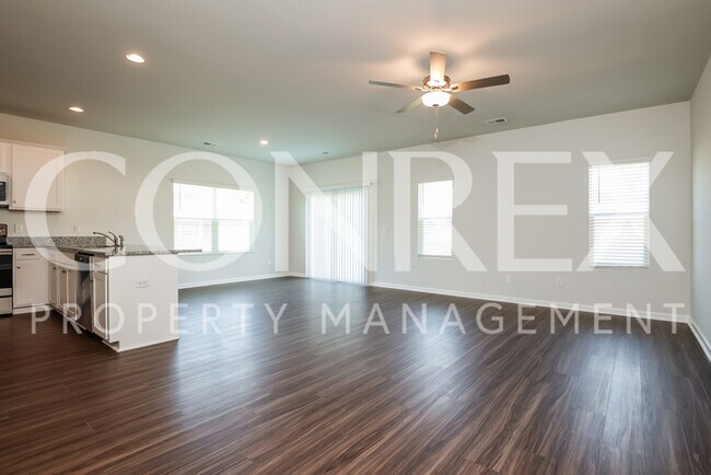 Building Photo - 3 Bedroom Home in Summerville