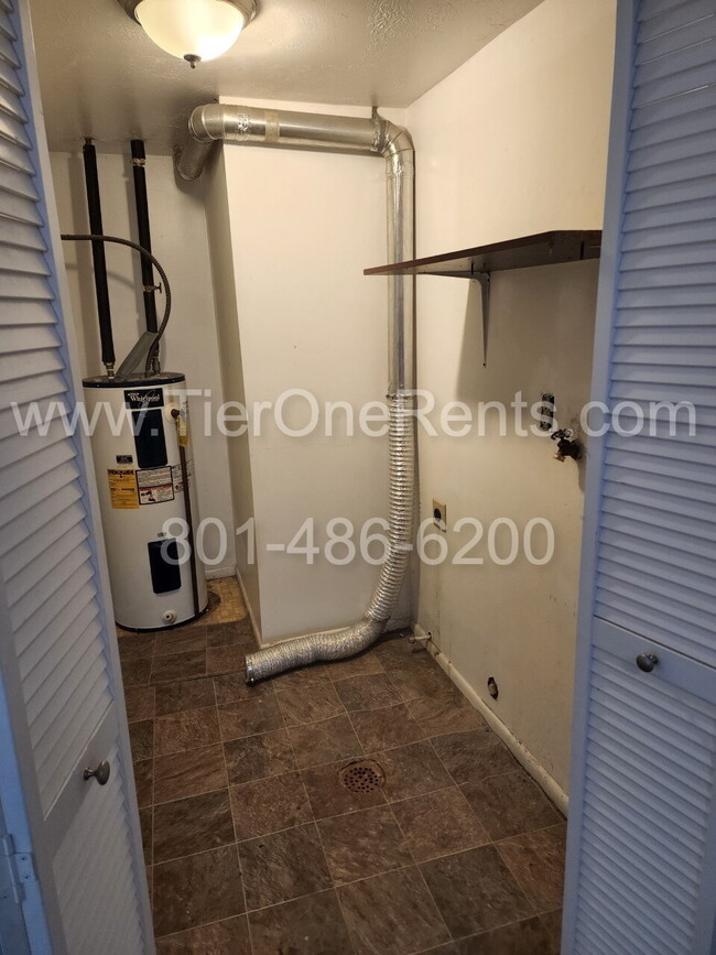 Building Photo - NO DEPOSIT option available for qualified ...