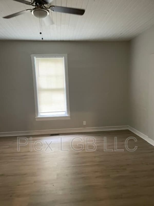 Building Photo - 1206 Troup St
