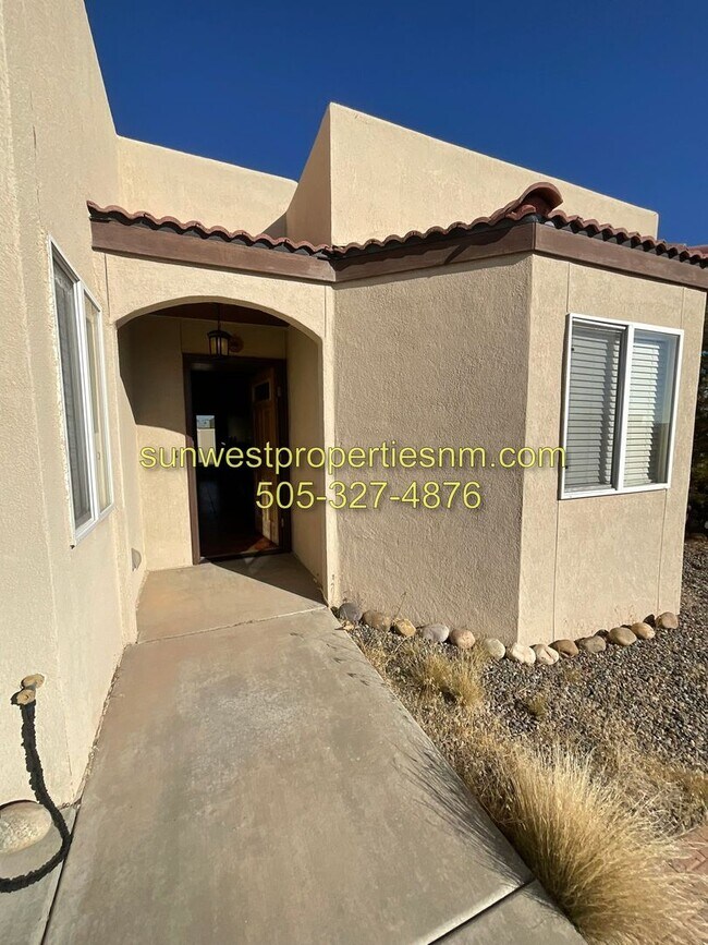 Foto del edificio - 3 Bedroom, 2 Bath, 2 Car Garage House with...