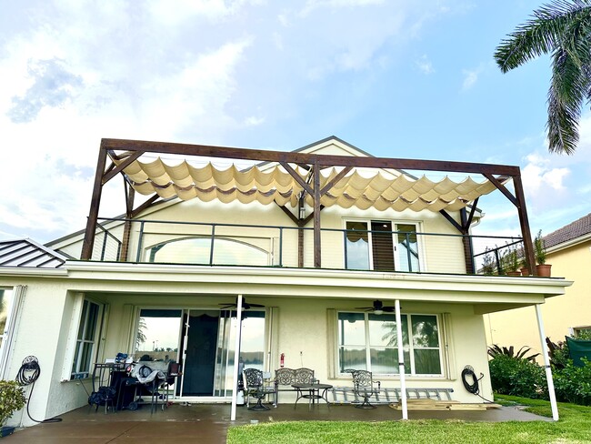 Building Photo - 10250 NW 60th Pl