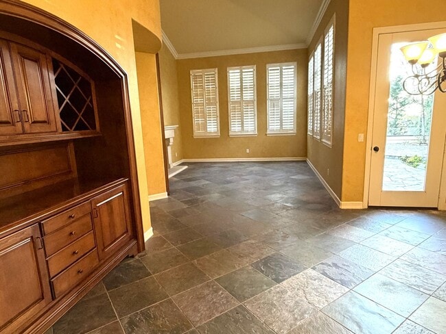 Building Photo - Enjoy warm sunsets, gentle sea breezes, and daily ocean views from this exceptional Aviara home.