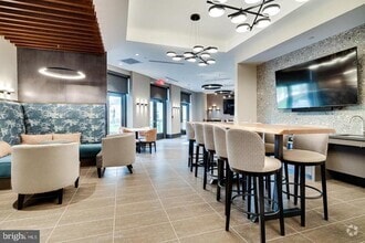 Building Photo - 3101 N Hampton Dr