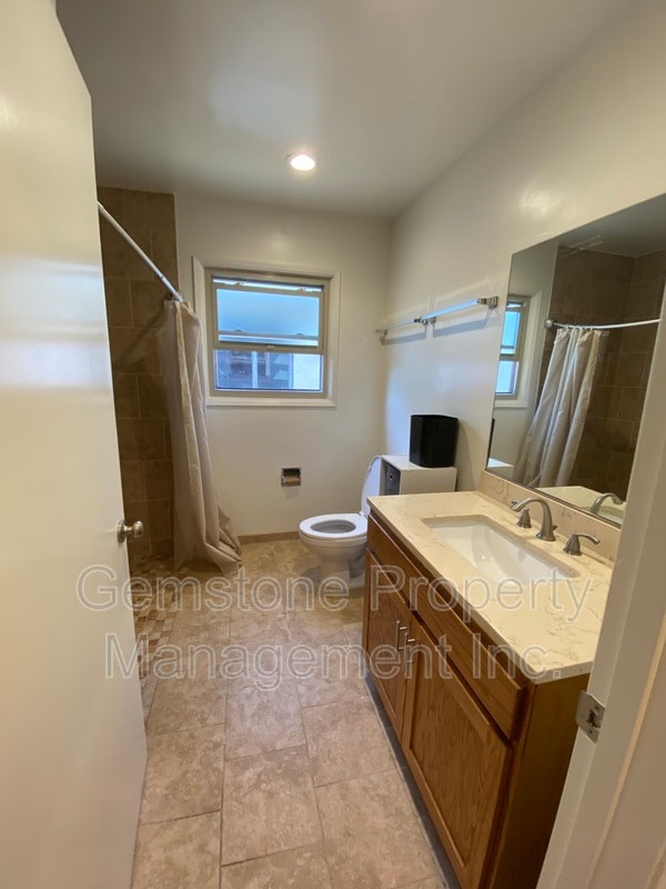 Building Photo - 5661 Dorothy Way