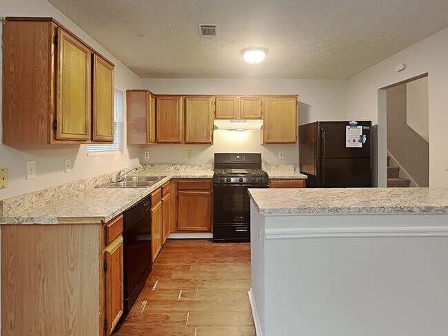 Building Photo - 350 Kimberly Forest Ct