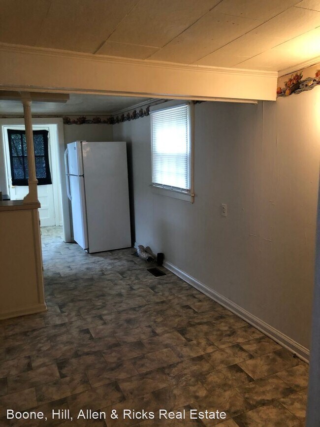 Foto del edificio - 3 br, 1.5 bath House - 103 Greenwood Avenue