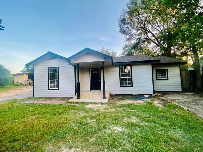 Building Photo - 4604 Dewberry St