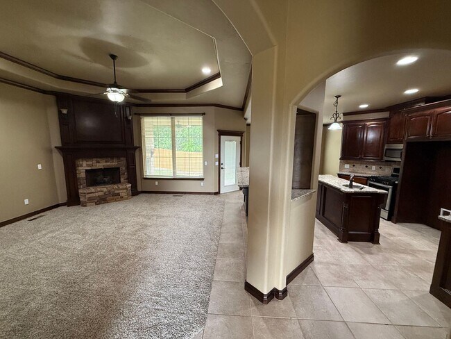 Foto del edificio - Lots of Space + Storage! Storm Shelter! Be...