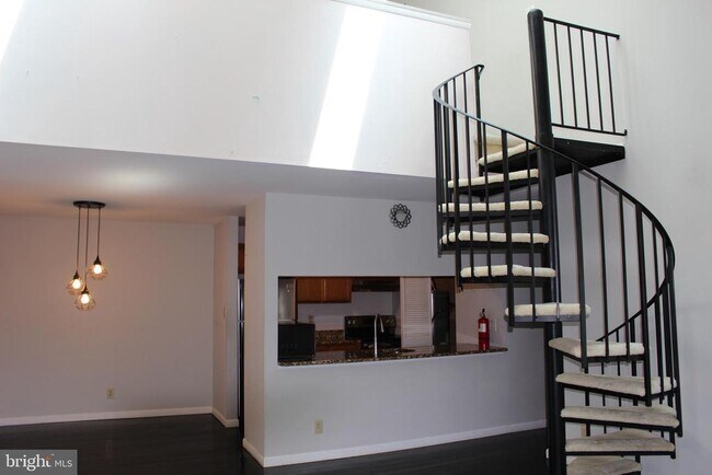 Building Photo - 2614C Auburn Ct