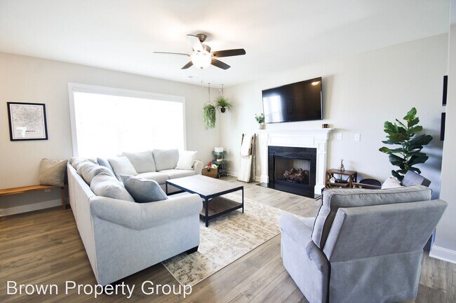 Foto del edificio - 4 br, 3.5 bath House - 517 Rempstone Ln