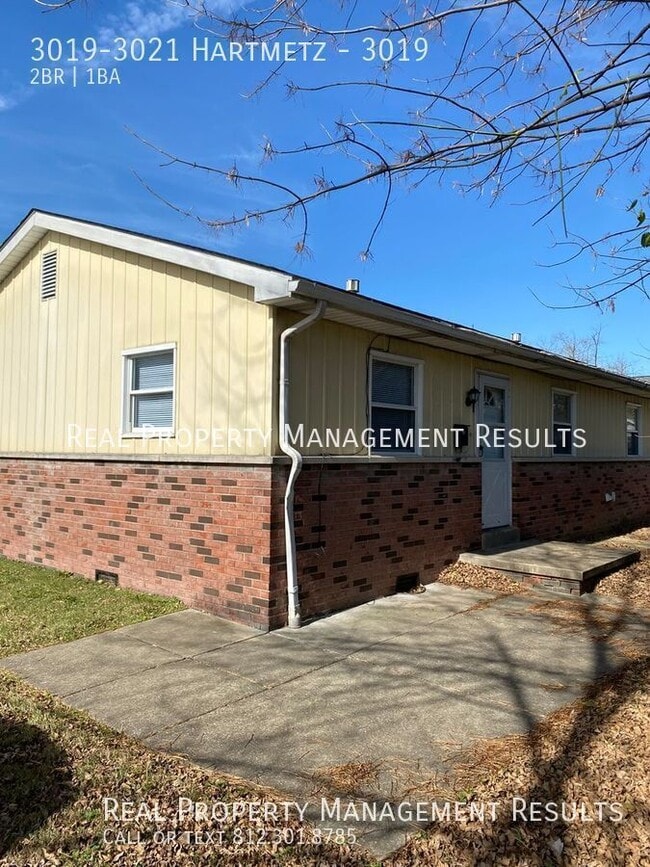 Building Photo - 3019-3021 Hartmetz Ave