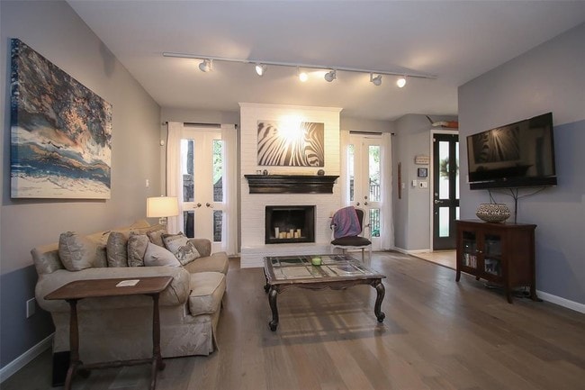 Building Photo - 1555 Bering Dr