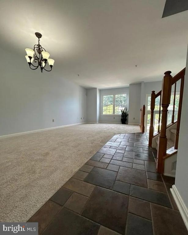 Building Photo - 8807 Briarcliff Ln