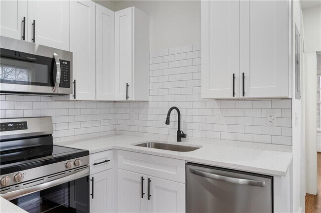 Foto del edificio - 405 4th St NE