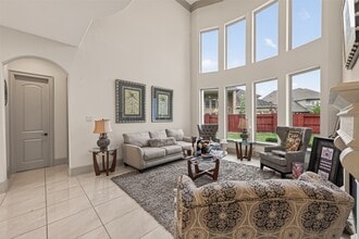 Building Photo - 2515 Avon Gate Ct