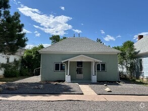 Building Photo - 711 College Ave