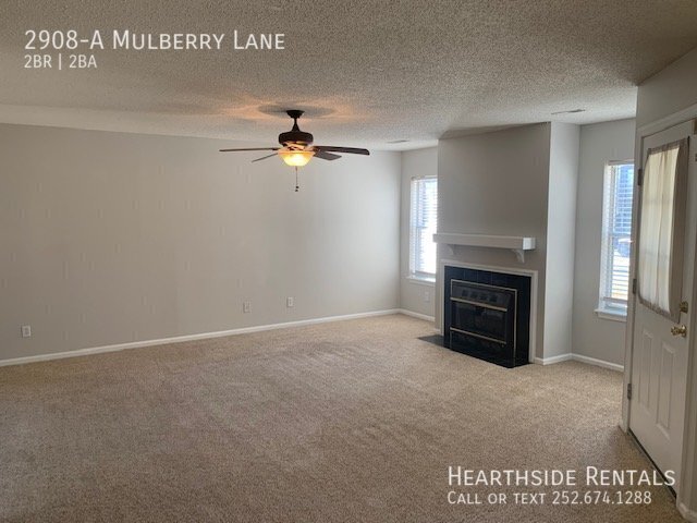 Foto del edificio - 2908 Mulberry Ln