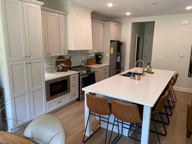 Building Photo - 14165 Wilden Dr