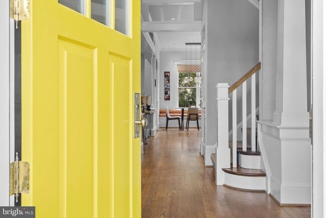 Building Photo - 6603 Glenbrook Rd