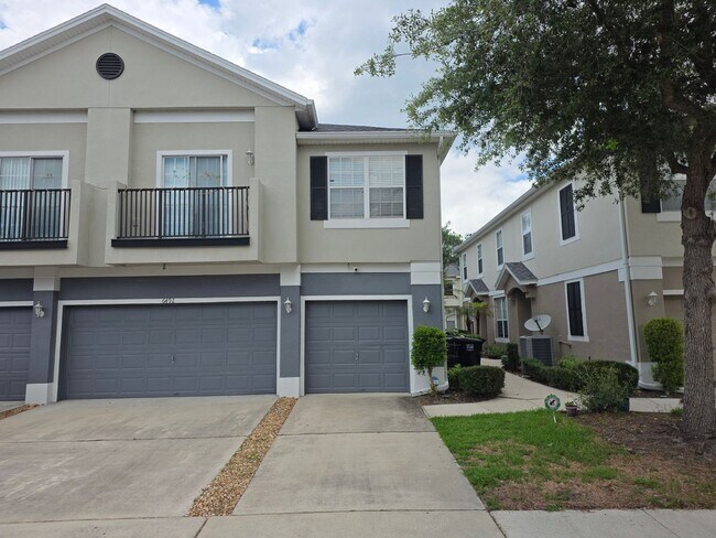Foto del edificio - Three Bedroom Townhome at Carter Glen in Orlando
