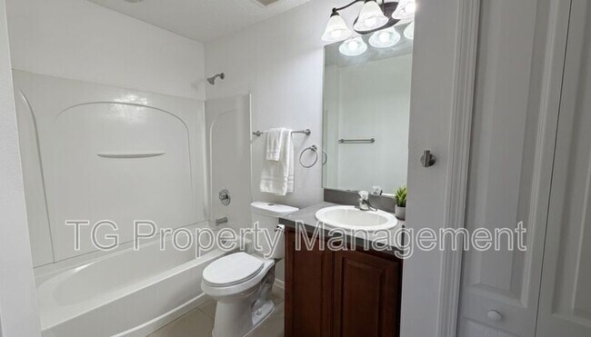 Foto del edificio - 10672 Academy Park Dr