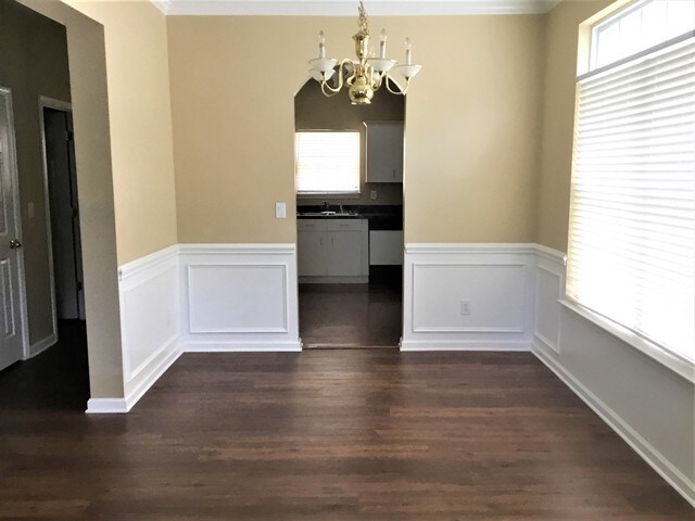 Foto del edificio - 6832 Brachnell View Dr