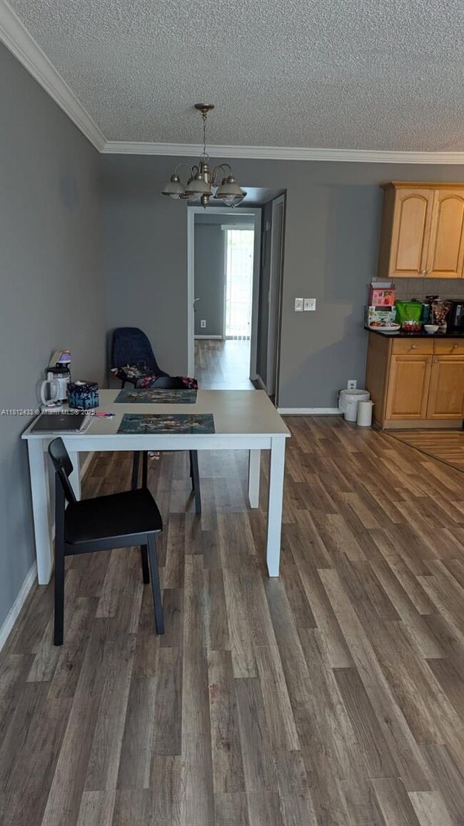 Building Photo - 286 Mansfield G