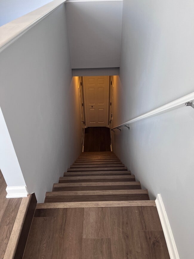 Building Photo - 2604 Riversedge Dr