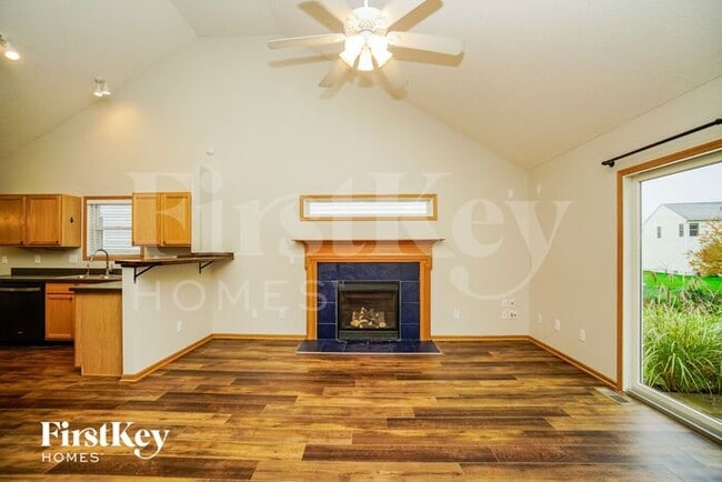 Building Photo - 57 Gold Meadow Dr
