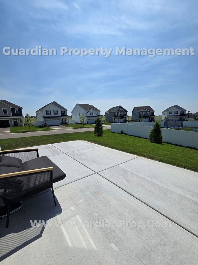 Foto del edificio - Luxury New Construction Available Now, Hig...