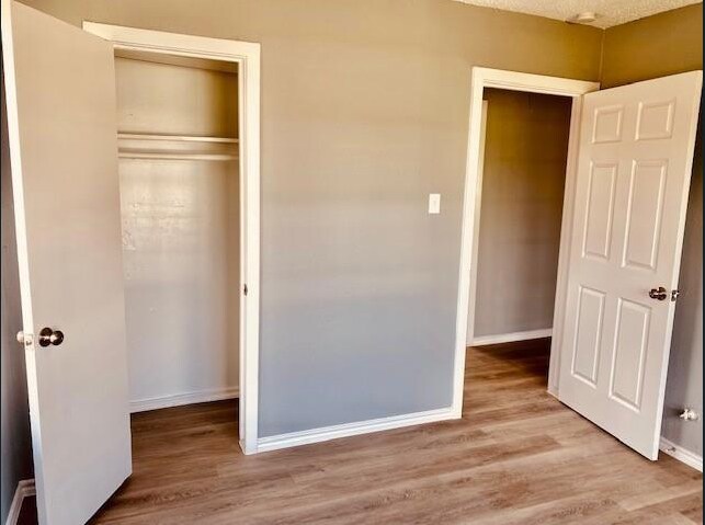 Foto del edificio - 4834 Meadow Park Dr