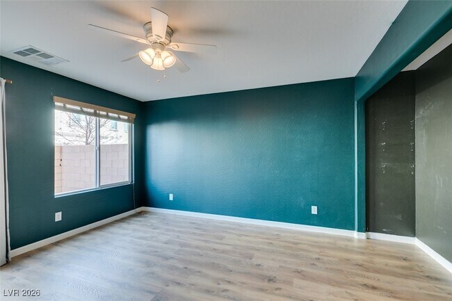 Foto del edificio - 1525 Spiced Wine Ave