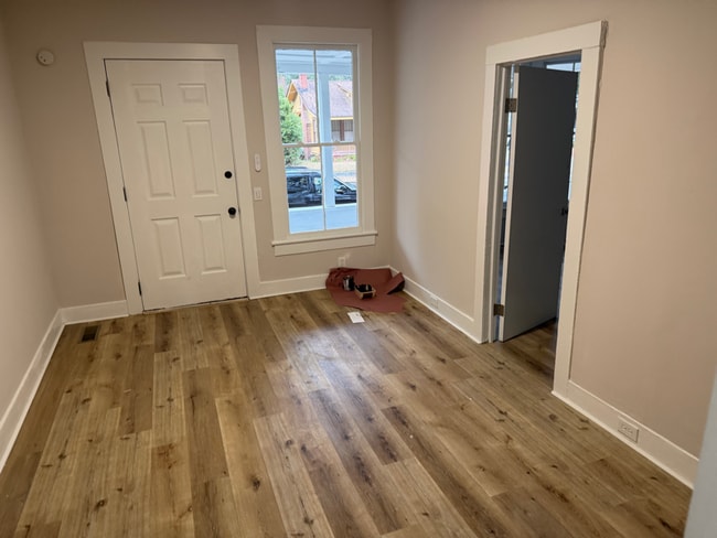 Foto del edificio - 1315 E Anderson St