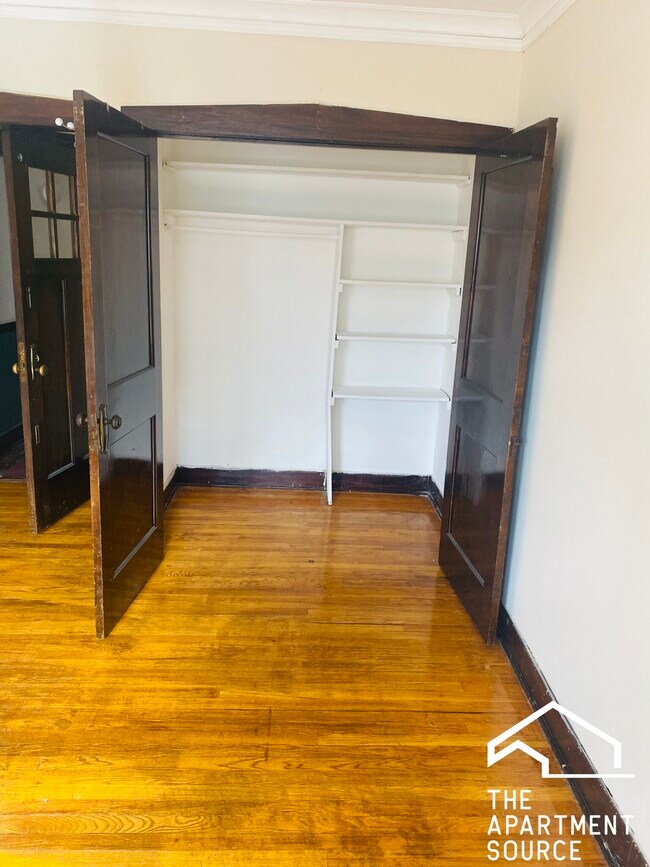 Foto del edificio - 100 Lincoln Ave