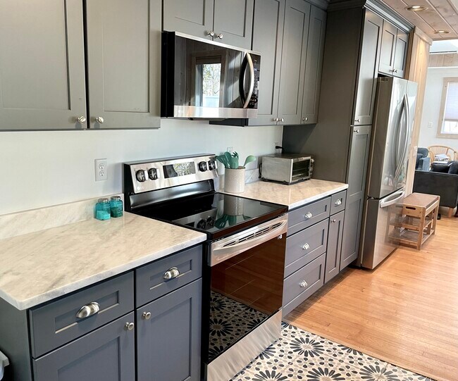 46 Highland Ave, Ogunquit, ME 03907 House Rental in Ogunquit, ME