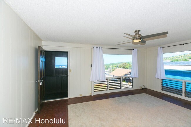 Building Photo - 3 br, 2 bath House - 92-793 Wainohia St.