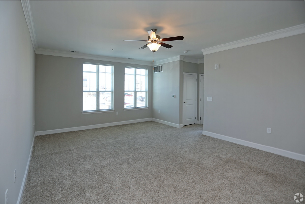 390 Continental Cir Unit 301, Christiansburg, VA 24073 Apartments in