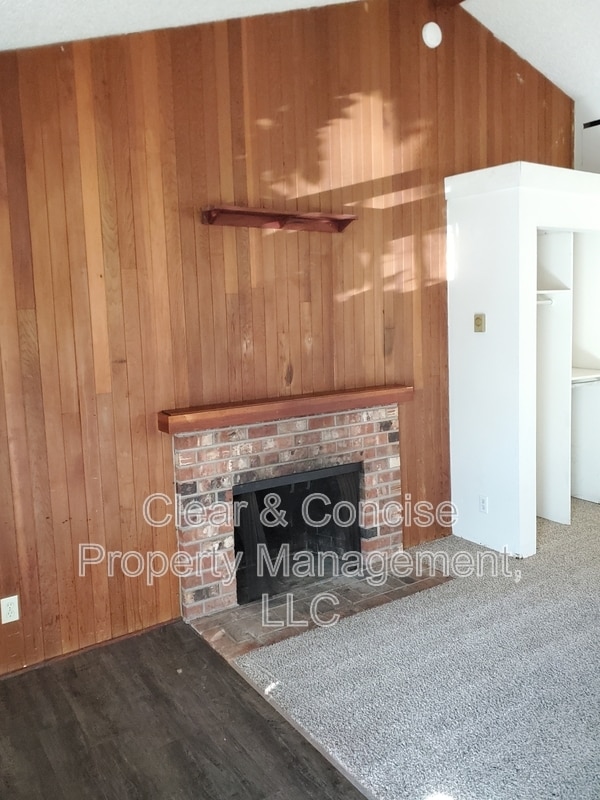 Photo - 411 W 15th Ave Apartment