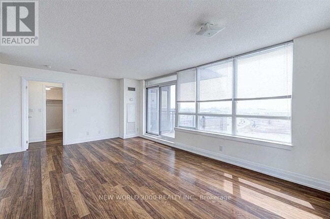 Building Photo - 1060 Sheppard Ave W