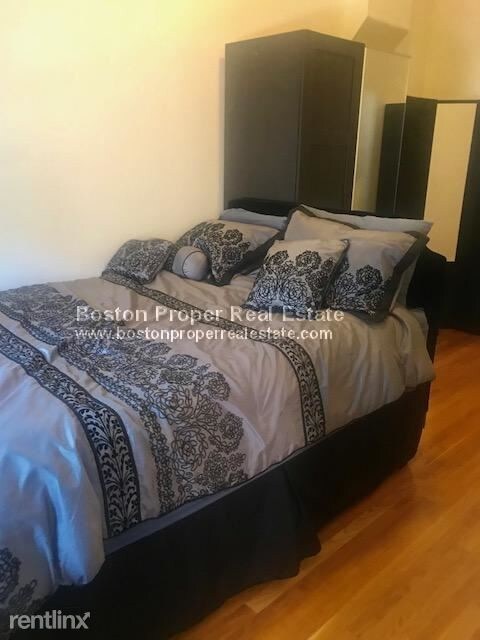 Building Photo - 1 br, 1 bath  - 135 Newbury St Fl 2