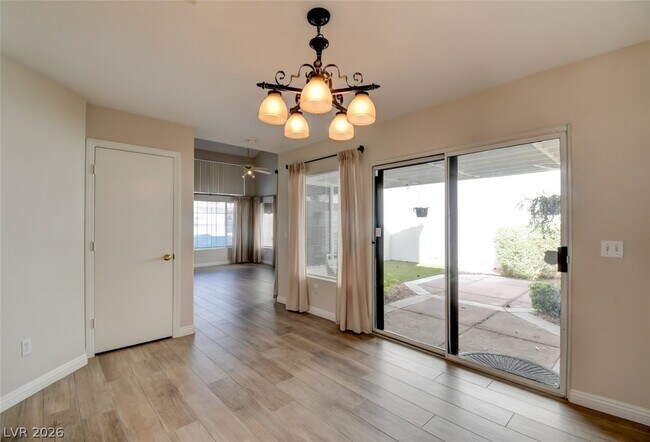 Foto del edificio - 3480 Bankside Dr