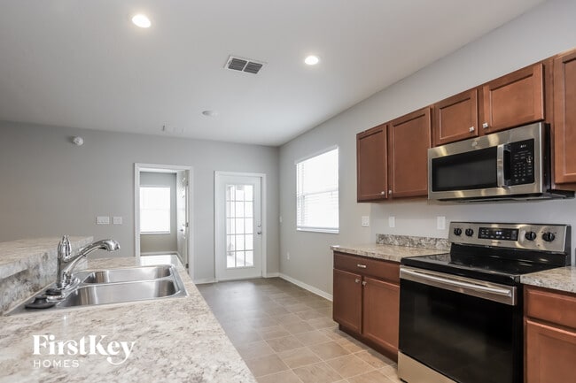 Foto del edificio - 7402 Indigo Oasis Ct