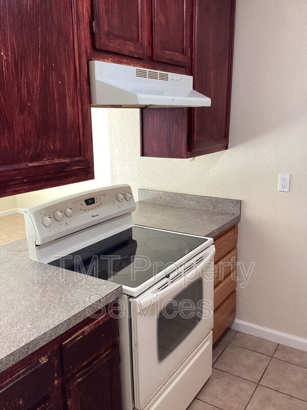 Building Photo - 7920 68th Ave