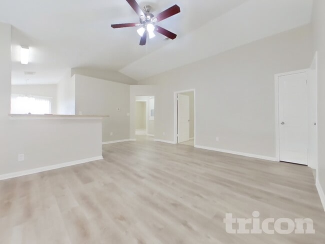 Building Photo - 3135 Kelling St