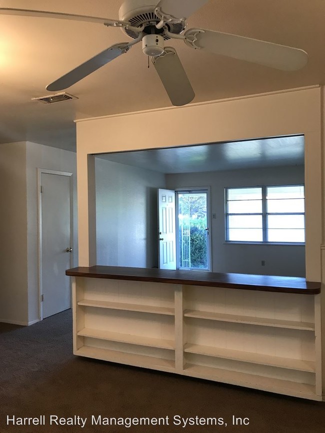 Building Photo - 3 br, 1.5 bath House - 6625 Fishpond Road