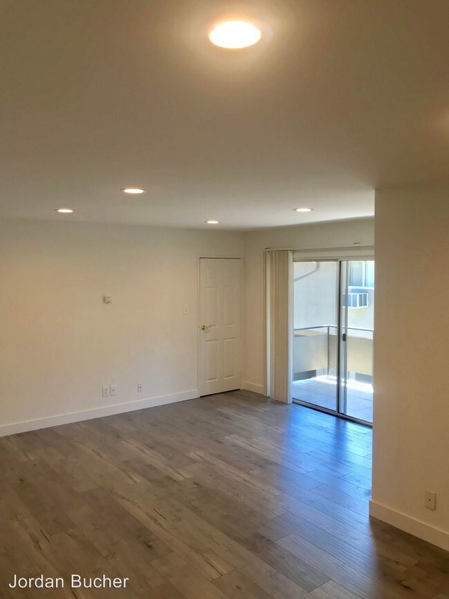 Foto del edificio - 908-912 Rich Ave