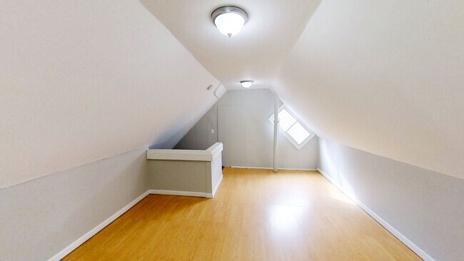 Foto del edificio - 486-488 S. Goodman