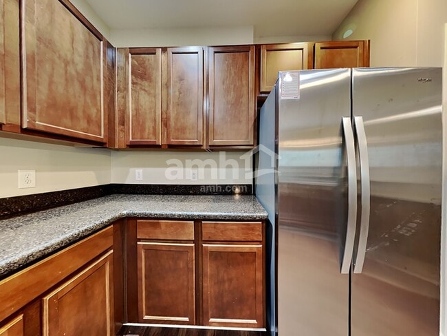 Foto del edificio - 120 Maywood Drive