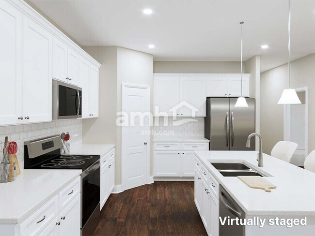 Building Photo - 3312 Muscatine Ave